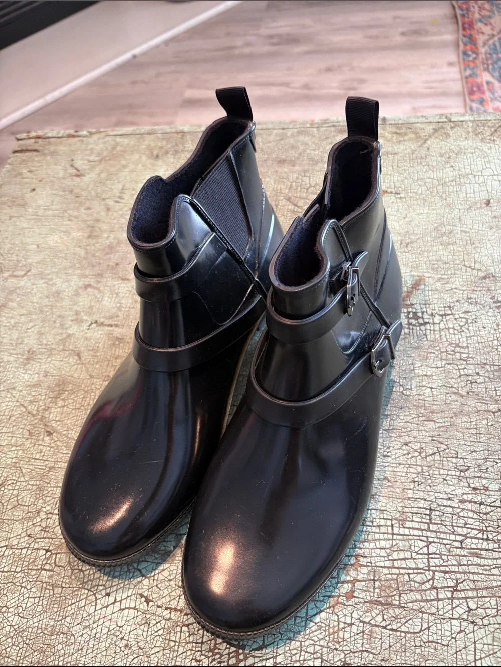 Cougar Royale Black Glossy Double Buckle Ankle Rain Boots Women’s Size 10
